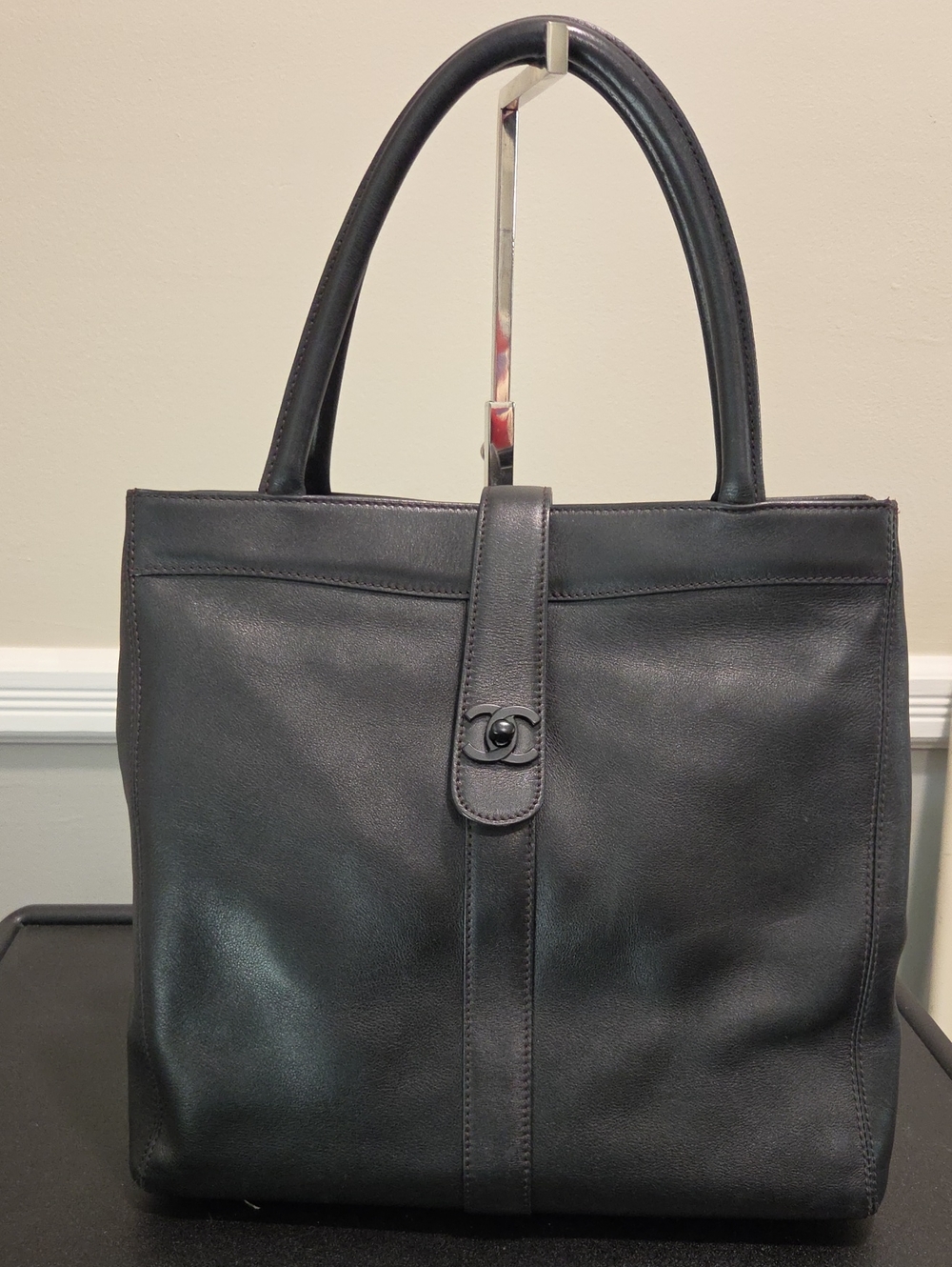CHANEL Black/Brown  Leather  CC Turn-Lock Tote Bag W/ COA